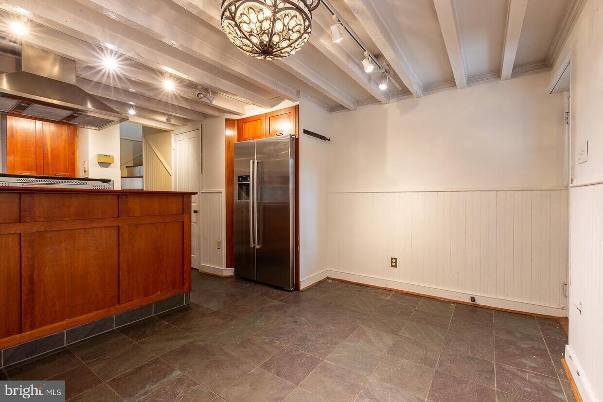 1901 Waverly St, Philadelphia, PA 19146 Townhome Rentals in