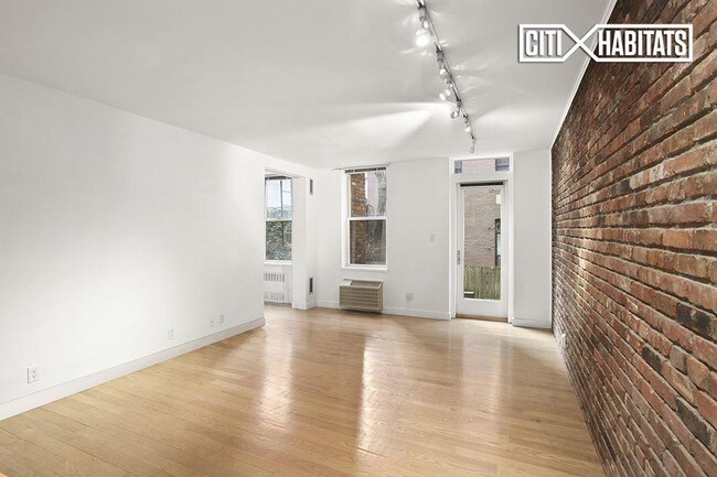 Foto del edificio - 430 E. 77 ST. ASSOC.