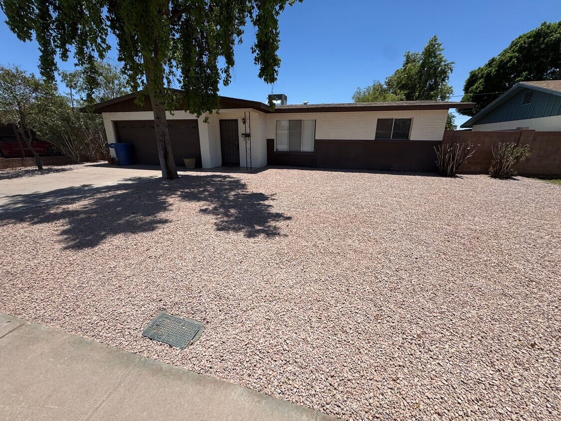 Primary Photo - AWESOME TEMPE HOME!!