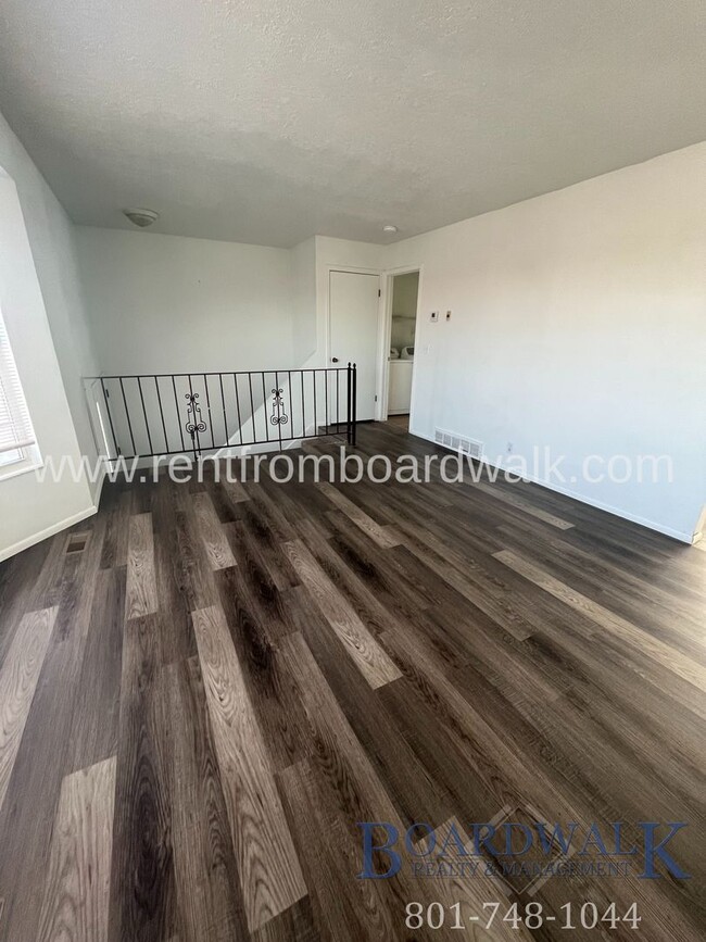 Foto del edificio - 2 Bedroom Duplex Unit in Great Neighborhood