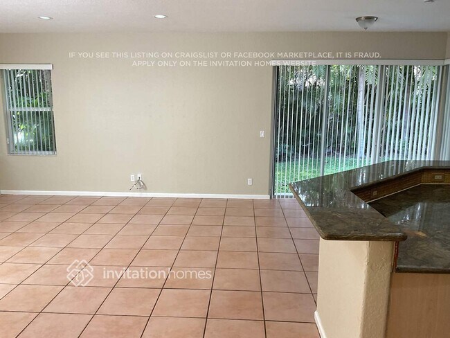 Foto del edificio - 3464 Barbados Ave