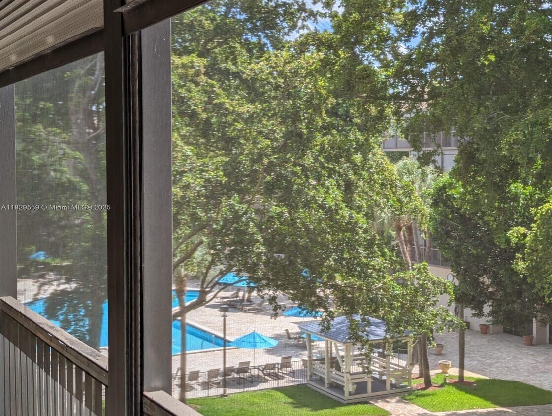Foto principal - 2810 N 46th Ave