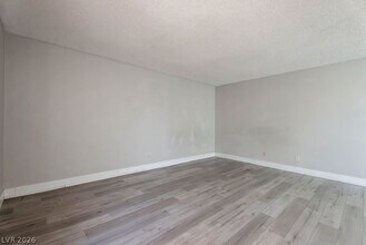 Building Photo - 1501 Living Desert Dr
