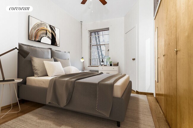 Foto del edificio - 323 E 89th St