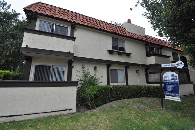 Building Photo - 7101 Haskell Ave