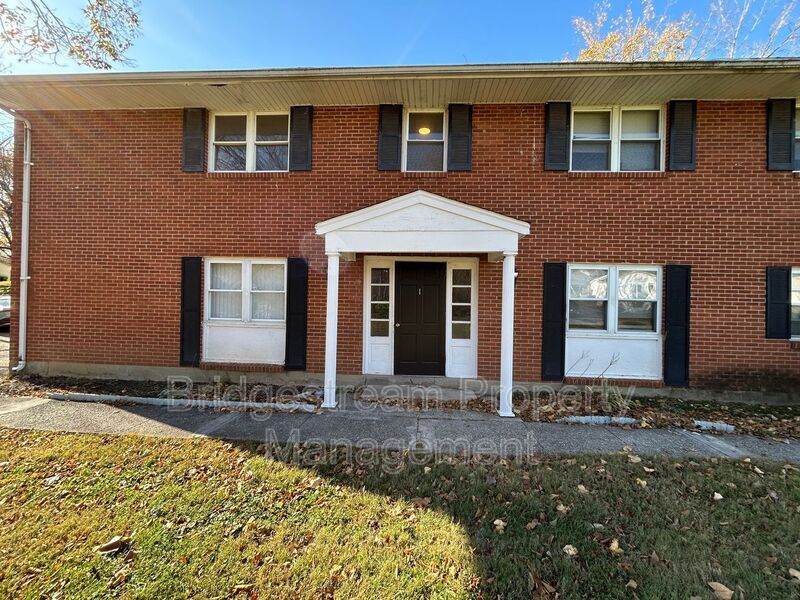 Foto principal - 1901 Hazel Ave