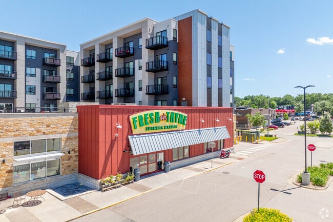 Fresh Thyme Market is a fresh grocery store option for neighborhoods just west of downtown.