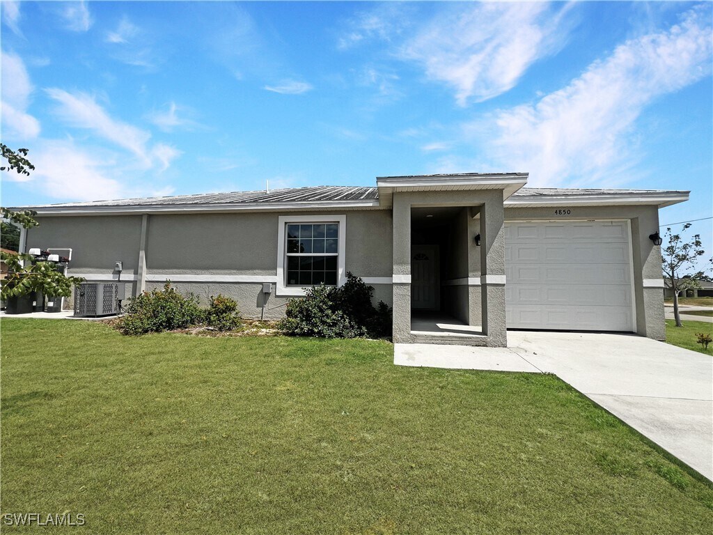 Foto principal - 4850 24th St SW