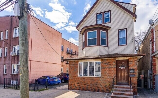 Front of Home - 140 E Jersey St