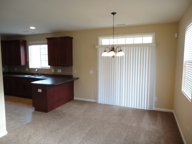 Foto del edificio - 189 Depot Ridge Rd