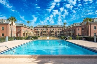 Building Photo - 1550 Palm Ave