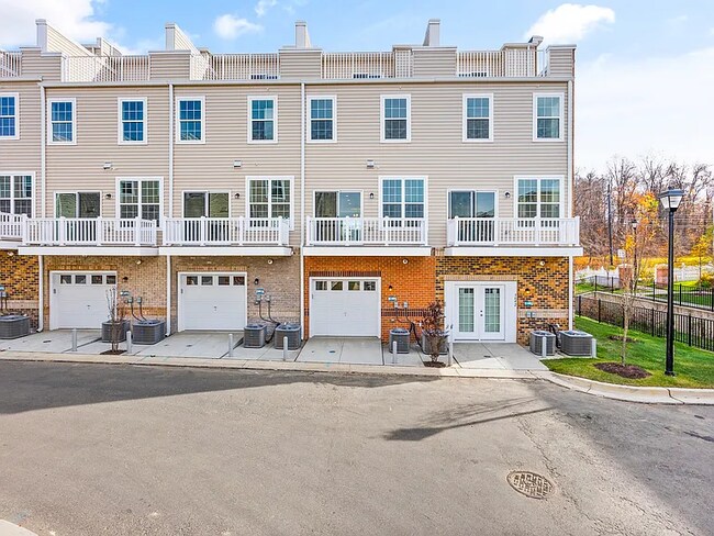 Foto del edificio - 9614 Weshire Dr