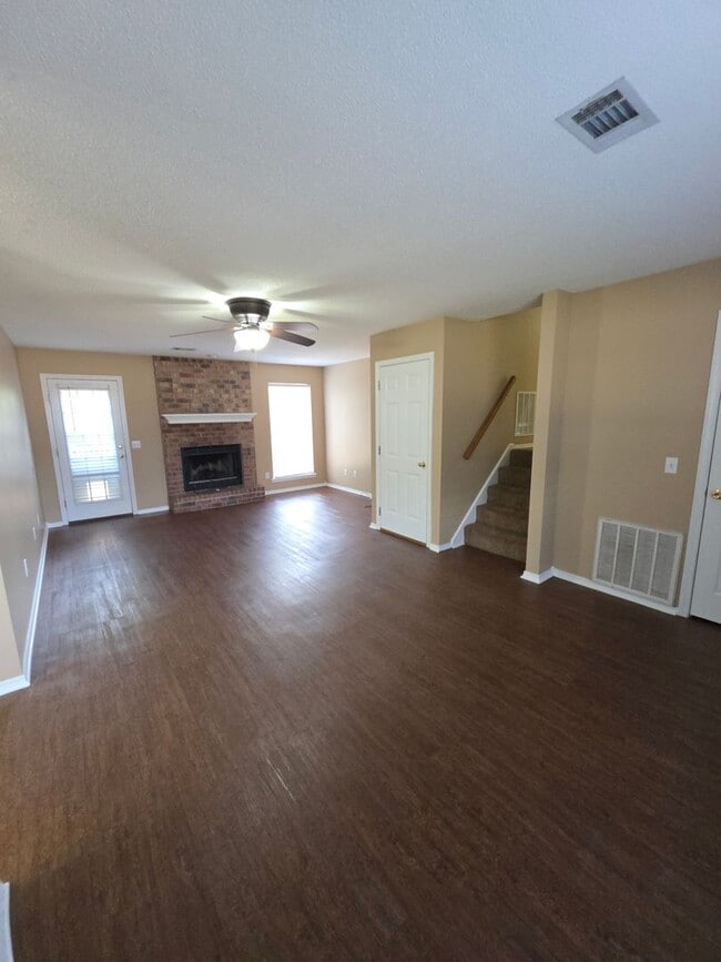 Building Photo - 4230 Tanya Cir