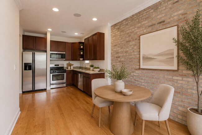 Foto del edificio - 6150 N Ravenswood Ave
