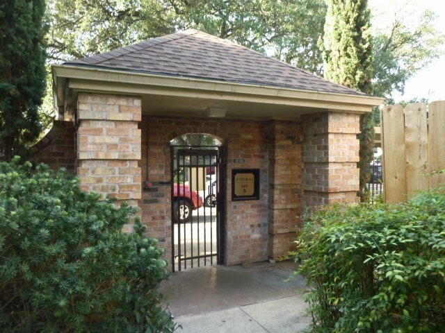 Foto del edificio - 1601 S Shepherd Dr