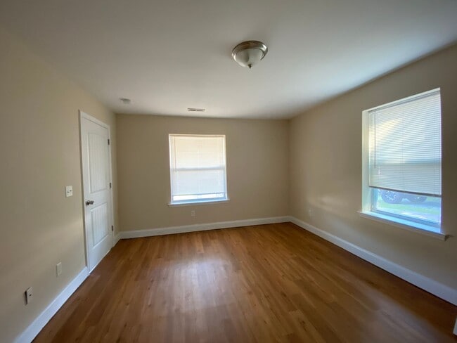 Foto del edificio - COMING SOON: HOUSE FOR RENT!