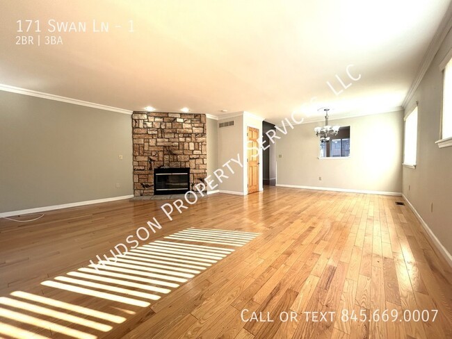 Foto del edificio - 2 Bed/2.5 Bath Condo in Fox Hill For Rent