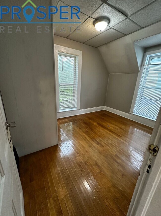 Foto del edificio - Charming 4 Bedroom House on Earl Street - ...