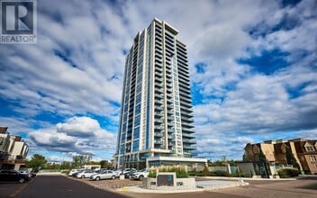 Building Photo - 1255 Bayly St