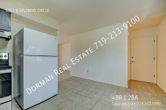 Foto del edificio - Main Level Living