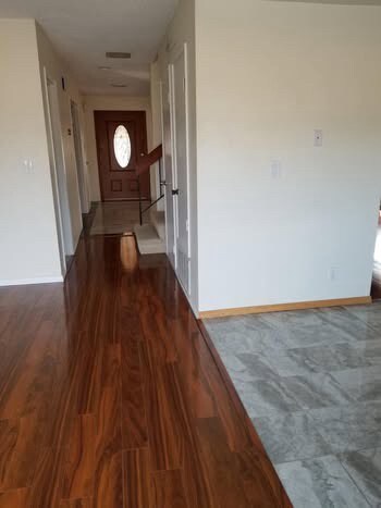 Foto del edificio - 30956 Granger Ave