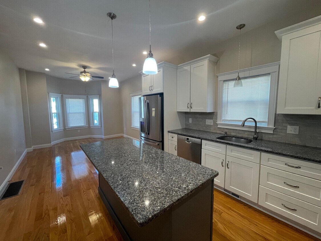 52 Albion St Unit 1, Medford, MA 02155 52 Albion St Medford, MA