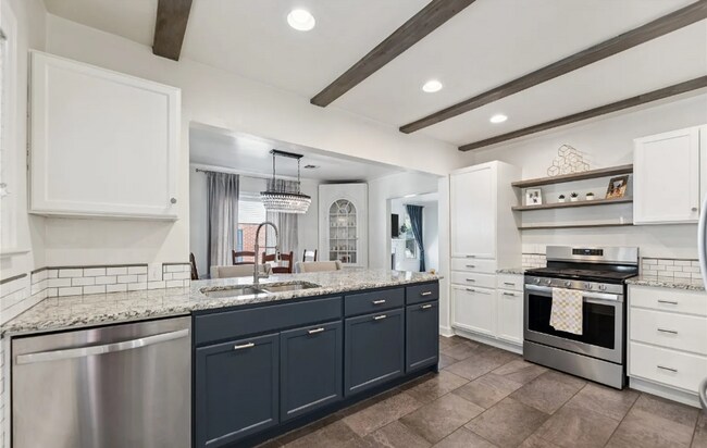 Foto del edificio - 2 Bed | 2 Bath Near TU!