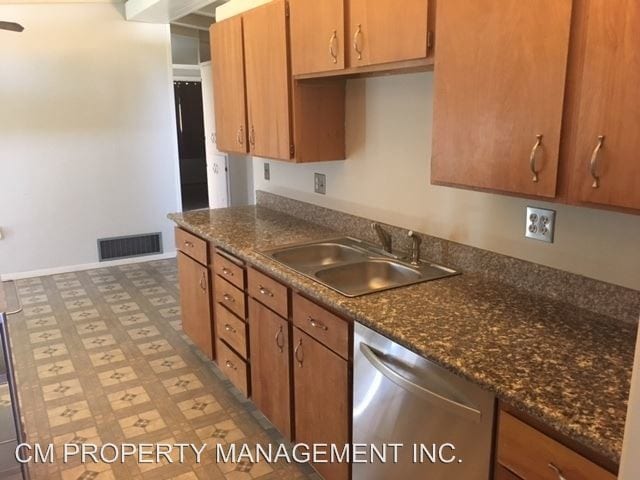 Building Photo - 3554 Shafer Dr