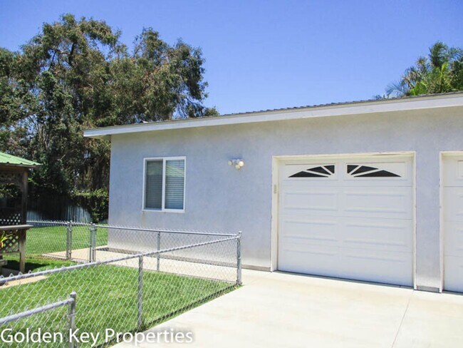 Foto del edificio - Charming detached granny flat in South Oceanside!