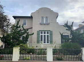 Building Photo - 130 E Olive St