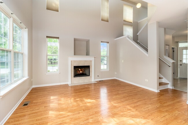 Foto del edificio - 2804 White Thorn Cir