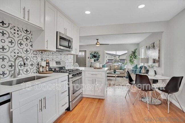 Foto del edificio - 350 Orange Ave