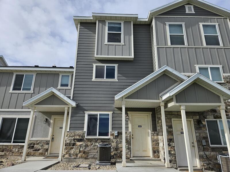 14396 S Oakfield Way, Riverton, UT 84065 Condo for Rent in Riverton