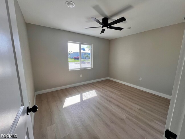 Foto del edificio - 4102 SE 19th Pl