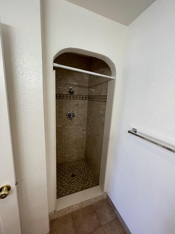 Foto del edificio - 1675 S State St