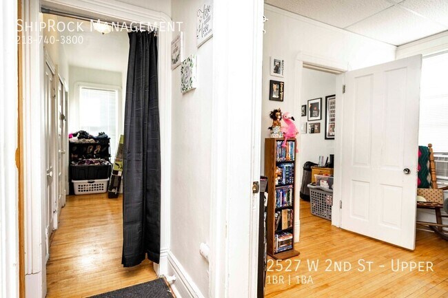 Foto del edificio - 2527 W 2nd St