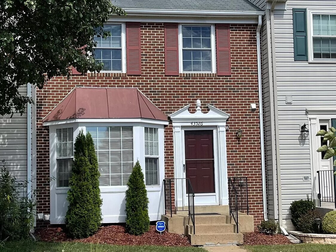 43526 Blacksmith Sq, Ashburn, VA 20147 Townhome Rentals in Ashburn VA