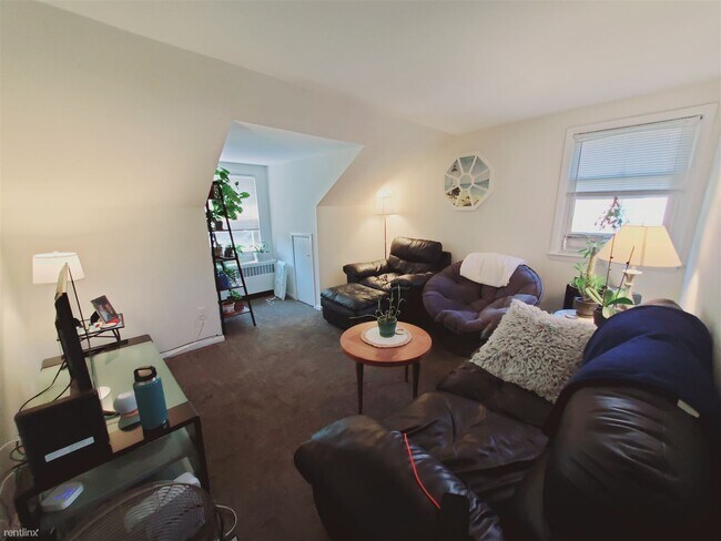 Foto del edificio - 2 br, 1 bath Condo - 47 Whitmore Ln Apt 3