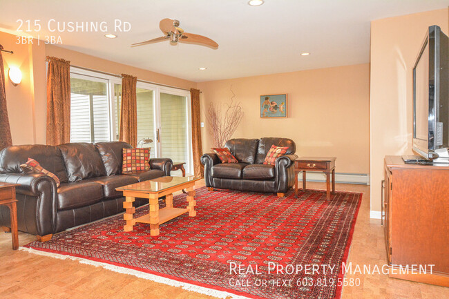 Building Photo - 3 Bedroom Condo in sought after Moody Poin...
