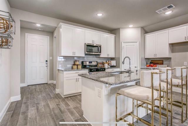 Foto del edificio - 4432 Thalia Wy