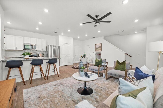 Building Photo - 9015 Cattle Baron Path