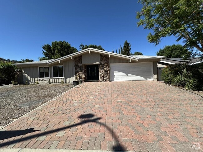 Building Photo - 13188 Whistler Ave