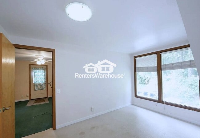 Foto del edificio - 4902 Issaquah-Pine Lake Rd SE