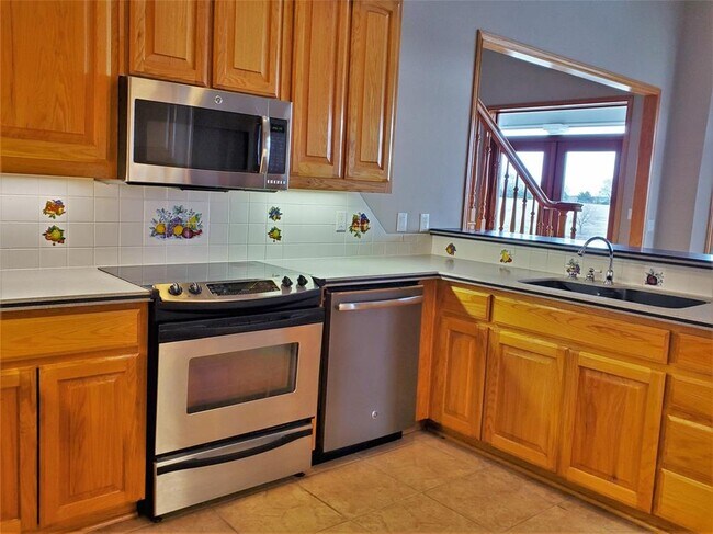 Building Photo - 1408 Hackberry Rd
