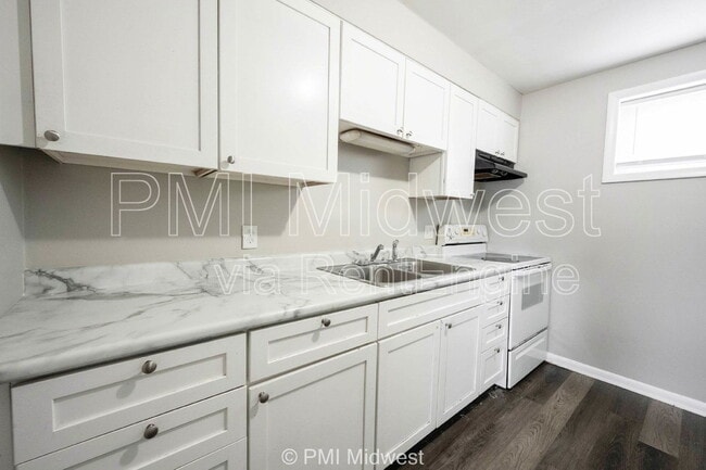 Building Photo - 7046 US-36