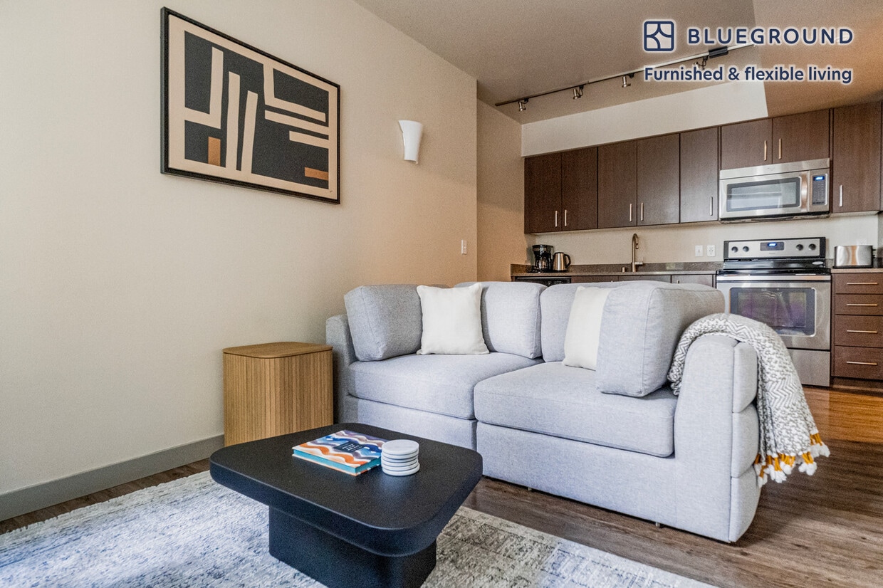 Foto principal - 1414 10th Ave