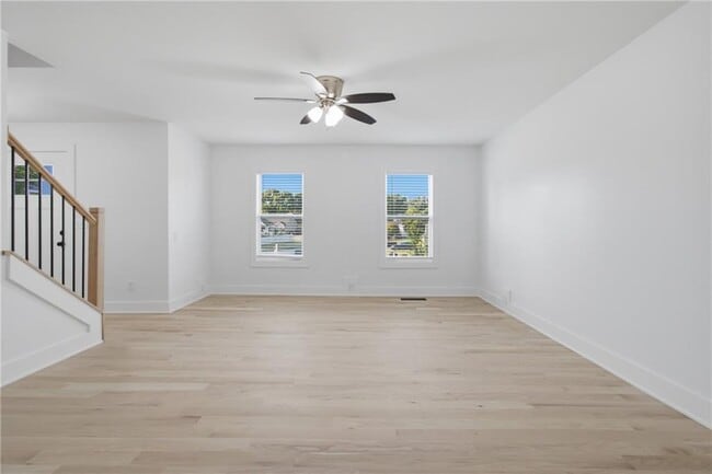 Building Photo - 230 Pinebridge Ct