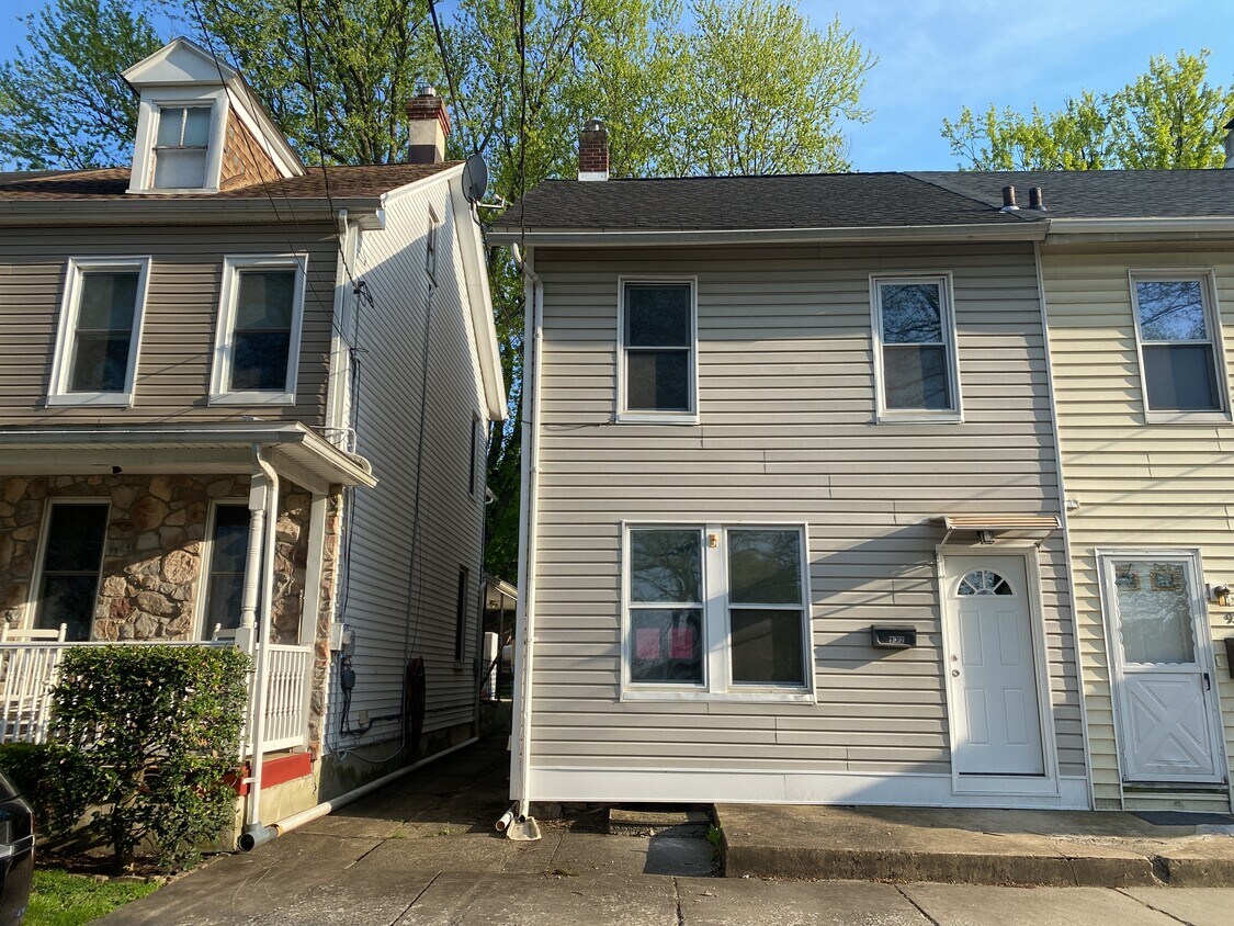 Primary Photo - 932 W Wilkes Barre St