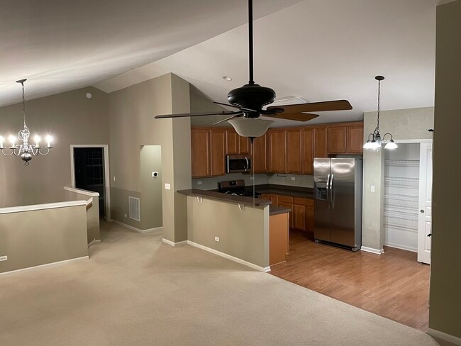 Foto del edificio - 2440 Emily Ln