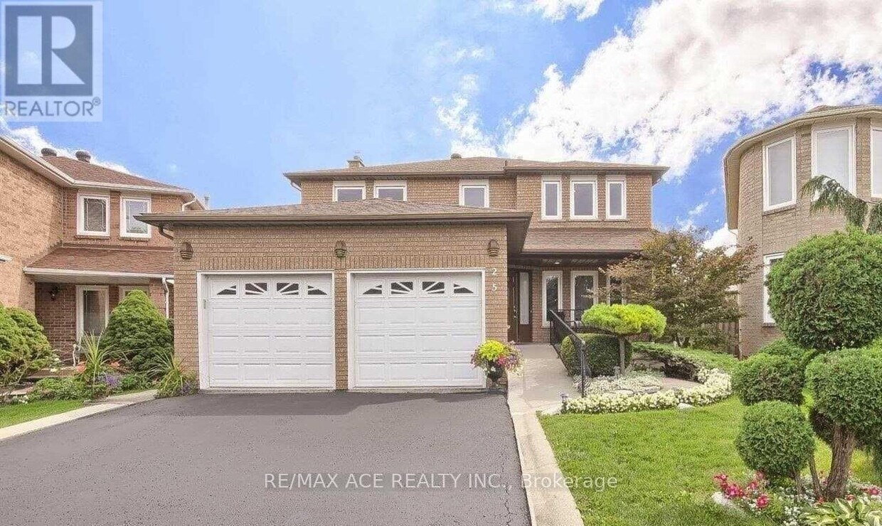 Primary Photo - 25 Pilkington Crescent
